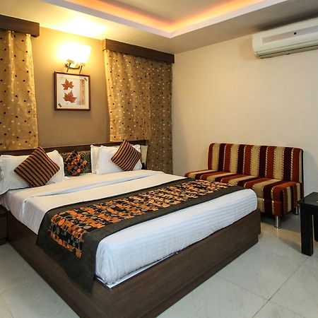 Oyo 4161 Hotel Shailly Inn Ahmedabad Luaran gambar