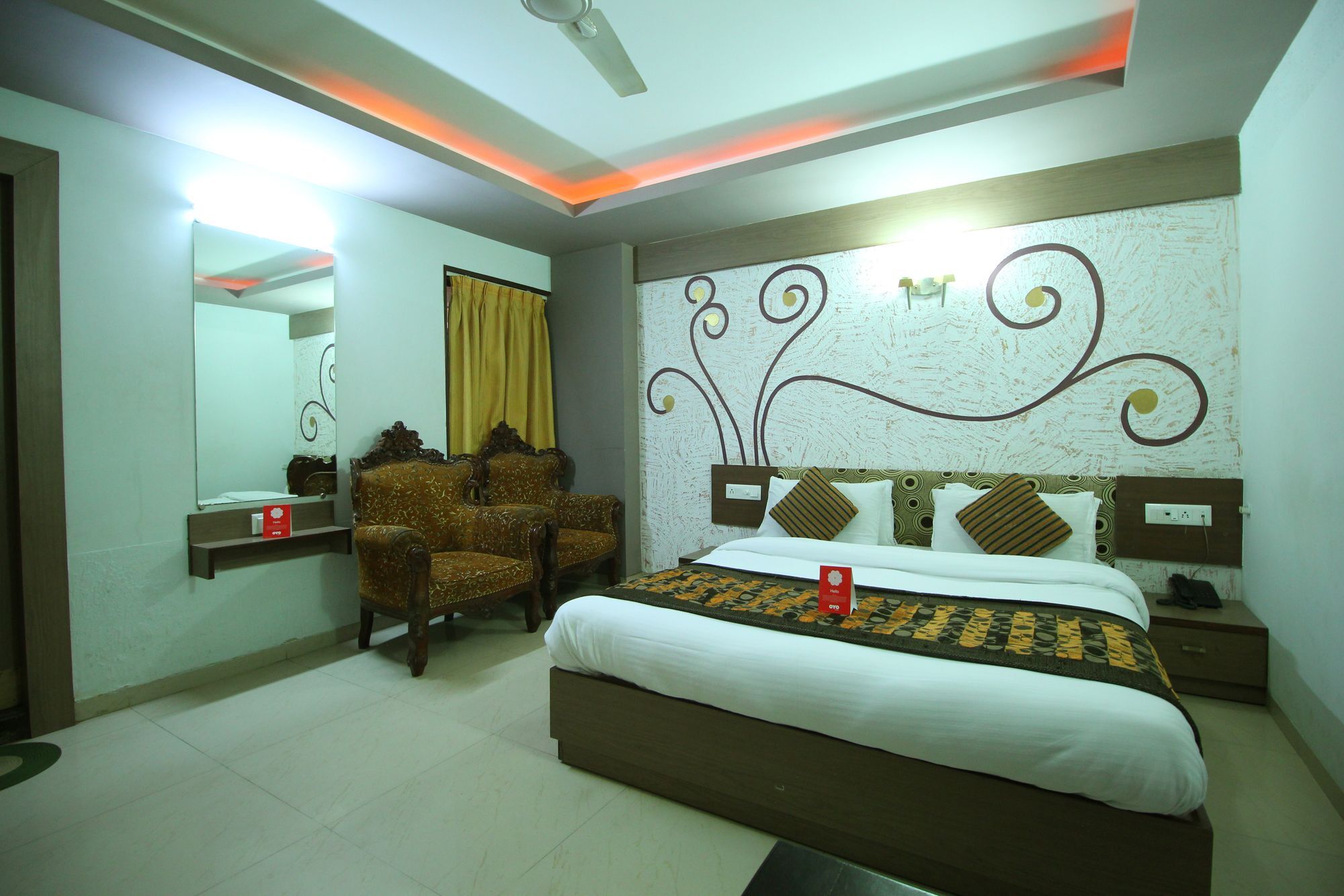 Oyo 4161 Hotel Shailly Inn Ahmedabad Luaran gambar
