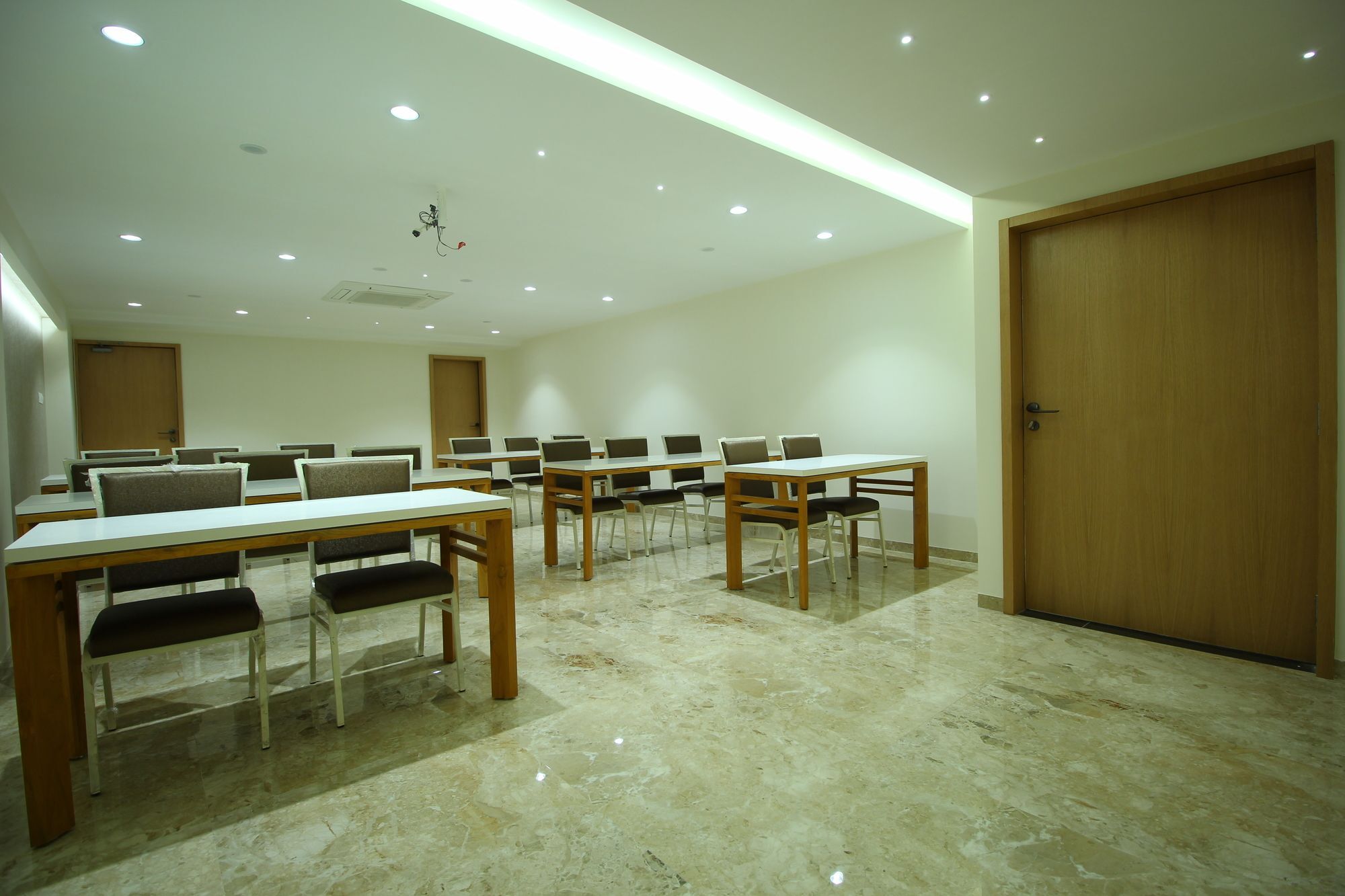 Oyo 4161 Hotel Shailly Inn Ahmedabad Luaran gambar